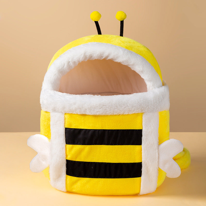 9216 Buzz-Worthy Dog Carrier - Keep Your Pup Cozy with Cute Bee Design