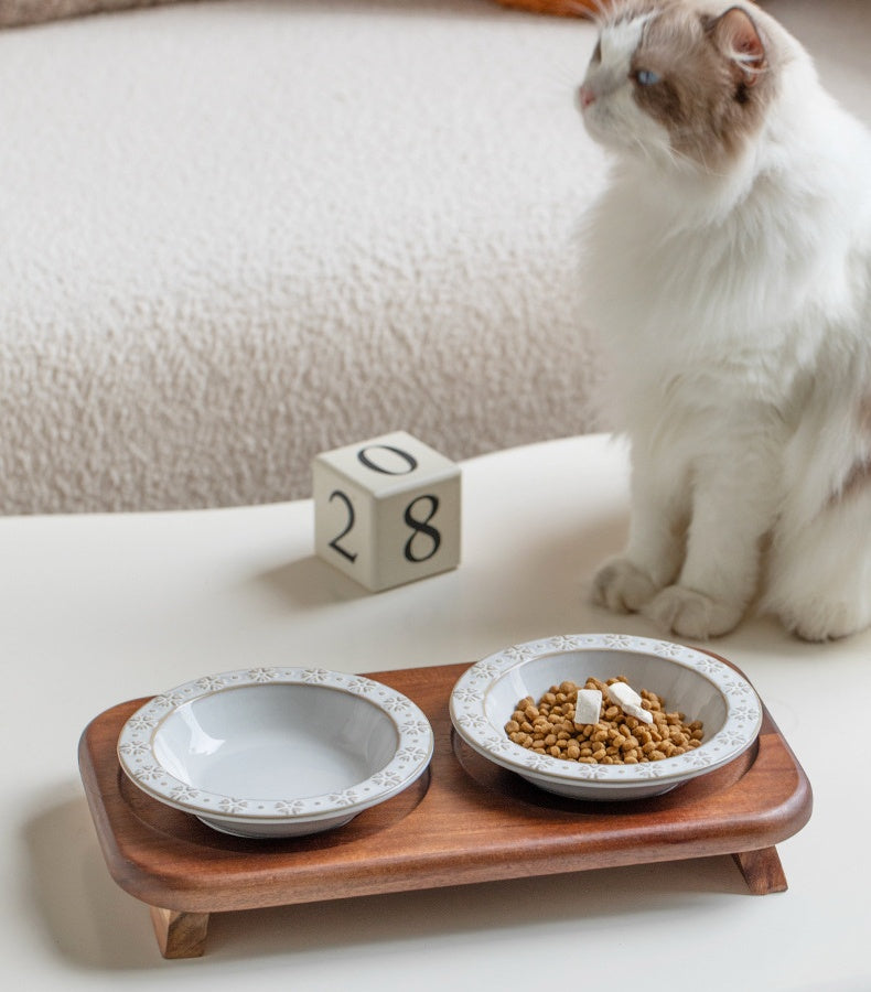 7345 Vintage Snowflake Embossed Ceramic Pet Bowl
